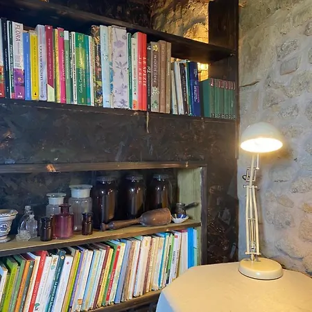 Officina Alchemica Apartment